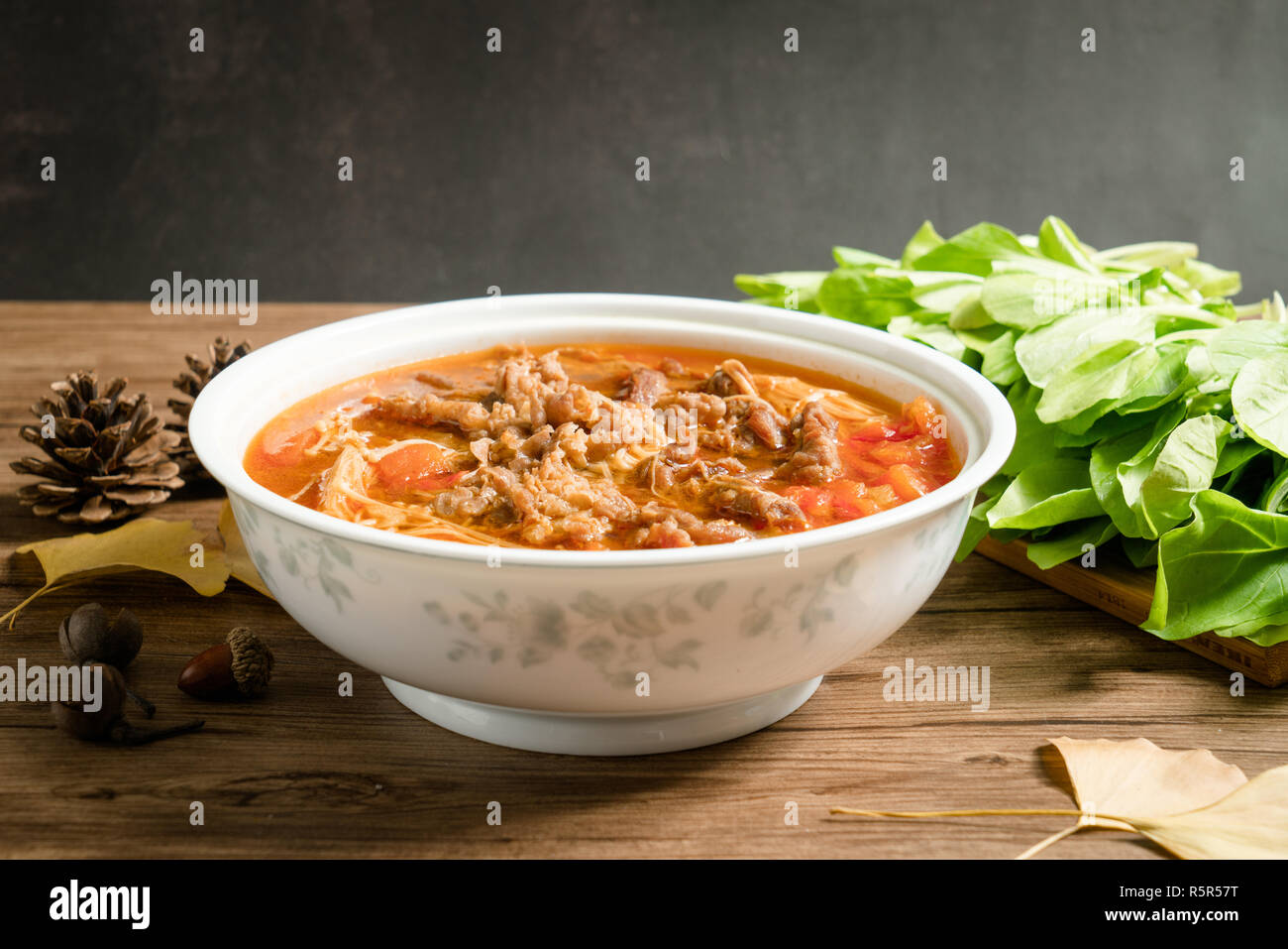 Cuisine traditionnelle, chinoise et l'aloyau aux champignons Banque D'Images