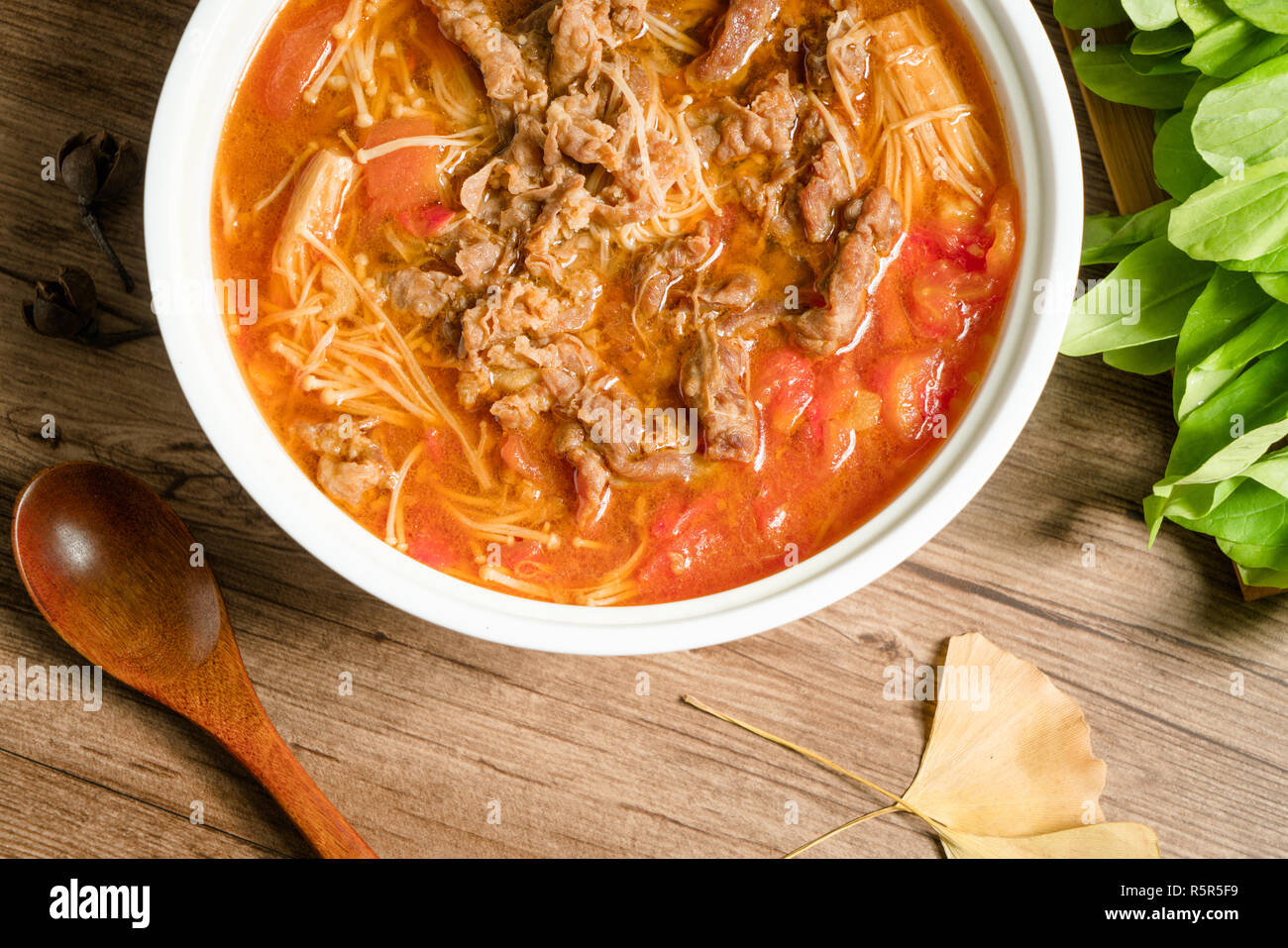 Cuisine traditionnelle, chinoise et l'aloyau aux champignons Banque D'Images