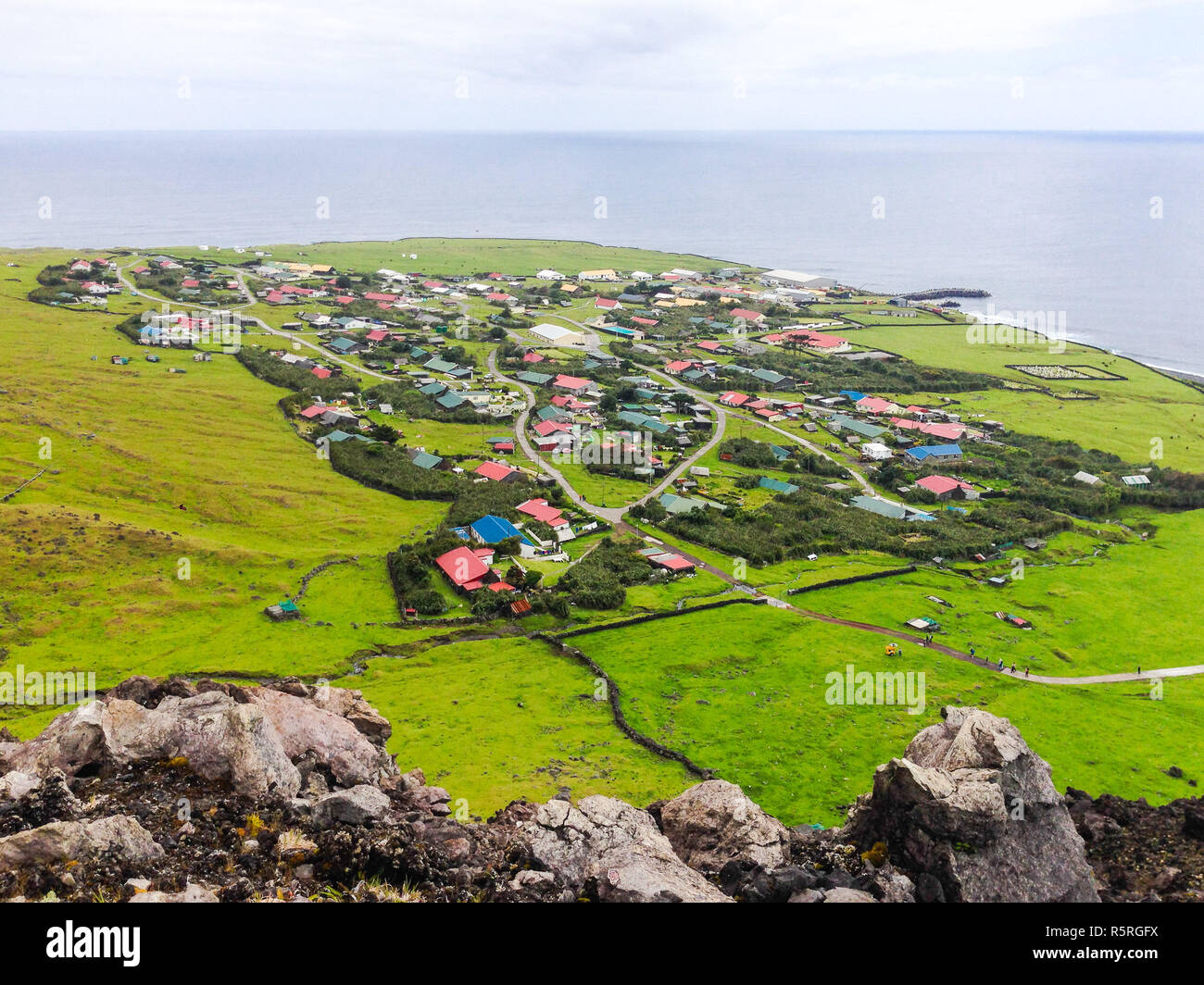 Edinburgh des Sept Mers ville vue panoramique aérienne, Tristan da Cunha, la plus lointaine île habitée, Sud de l'océan Atlantique, d'outre-mer britannique Ter Banque D'Images