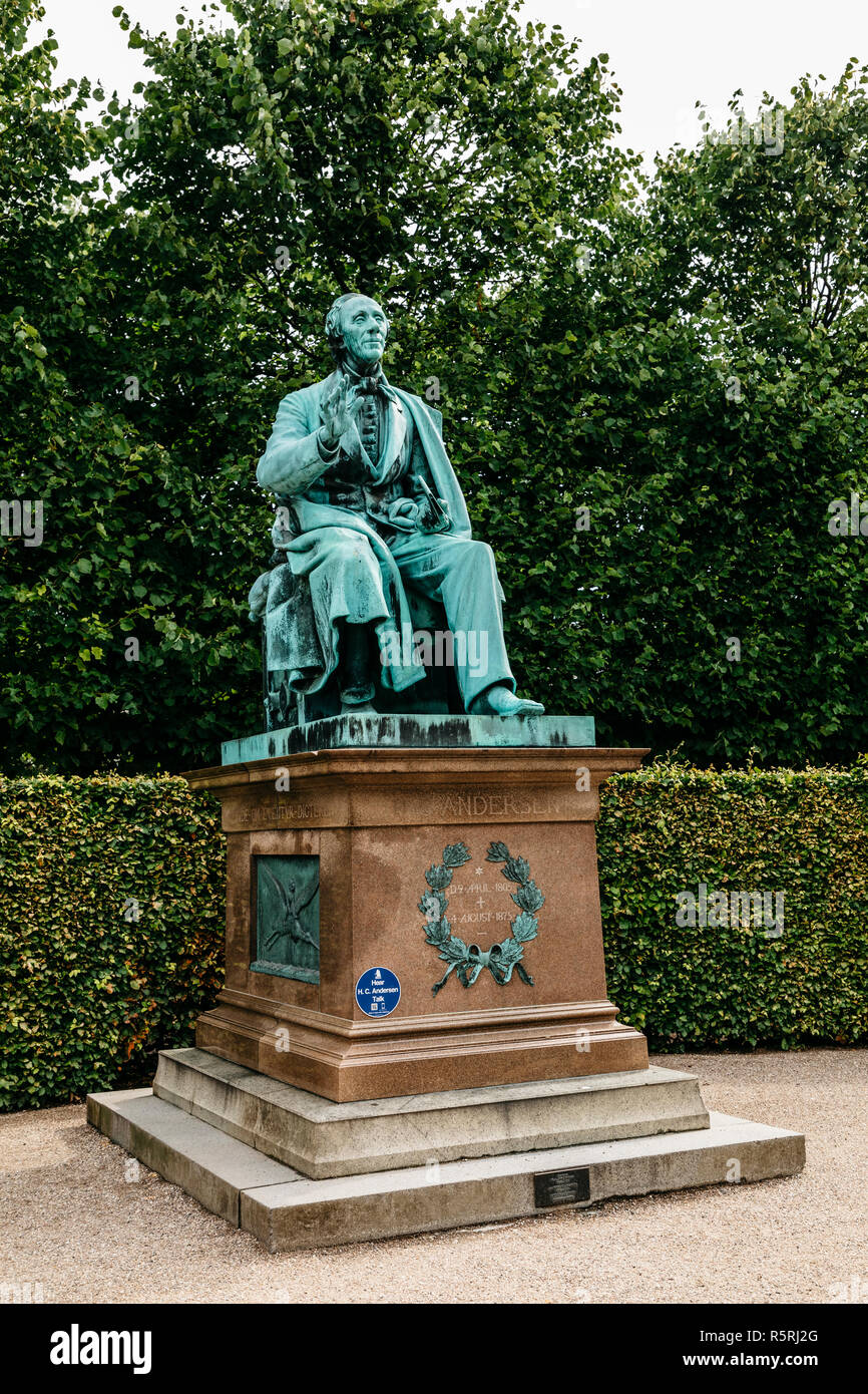Statue de Hans Christian Andersen dans Kings Garden, Copenhague, Danemark Banque D'Images
