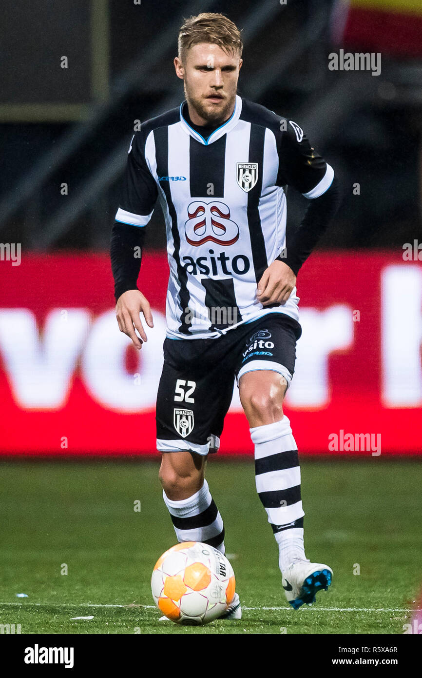 , Heracles Almelo ALMELO - VVV Venlo 4-1, football, Championnat, saison 2018-2019, 02-12-2018, Polman Stadium, Heracles Almelo dvd Alexander Merkel Banque D'Images