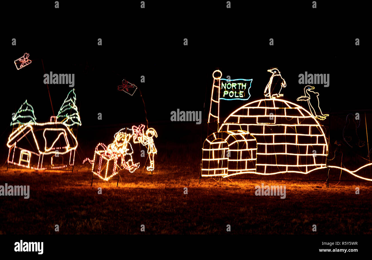 Prescott Valley, Arizona, USA - 27 novembre 2018 : Lumière de Noël affichage à Fain Park ou vallée des Lumières Banque D'Images