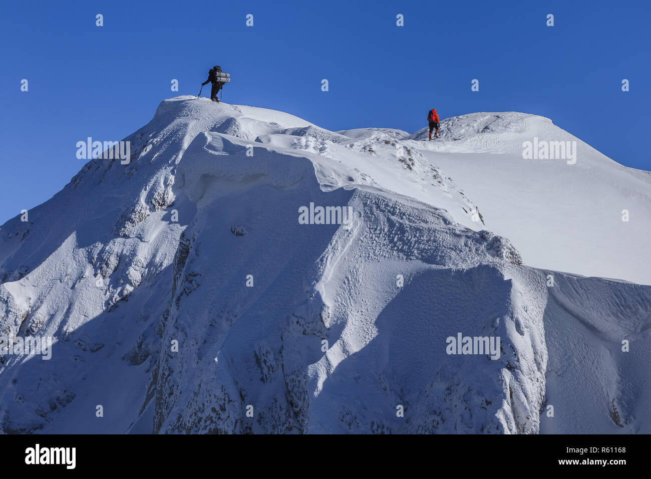 Randonnées en montagne en hiver Banque D'Images