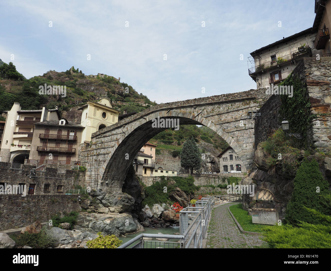 Pont Romain à Pont Saint Martin Banque D'Images