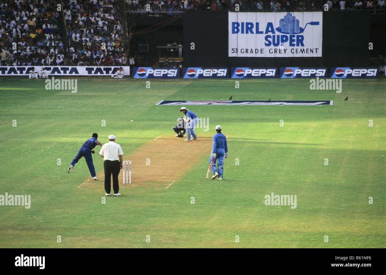 Match de cricket au stade Wankhede, Bombay, Mumbai, Maharashtra, Inde, Indien Banque D'Images