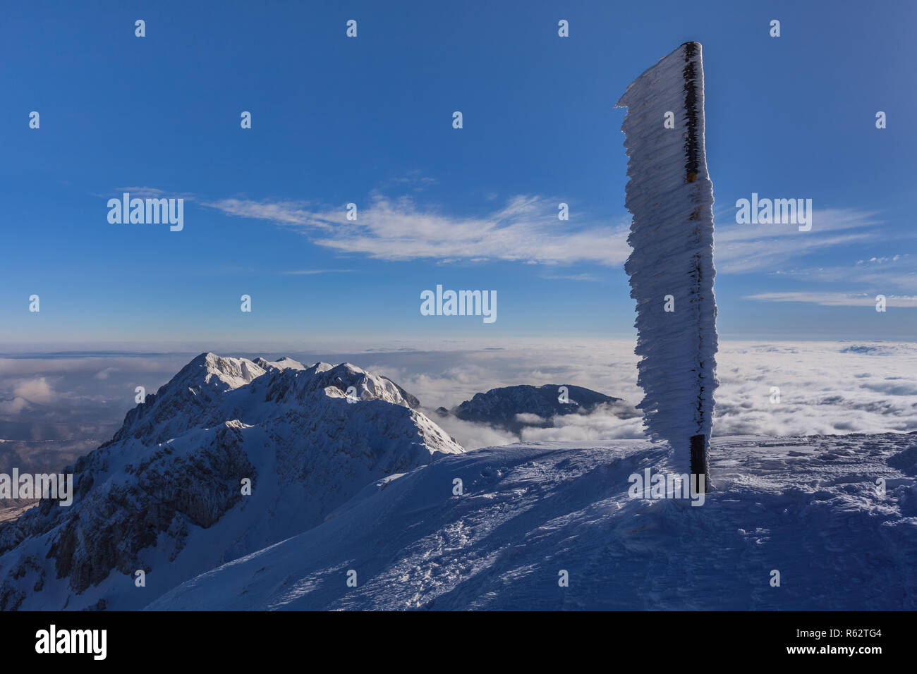 Paysage de montagne en hiver Banque D'Images