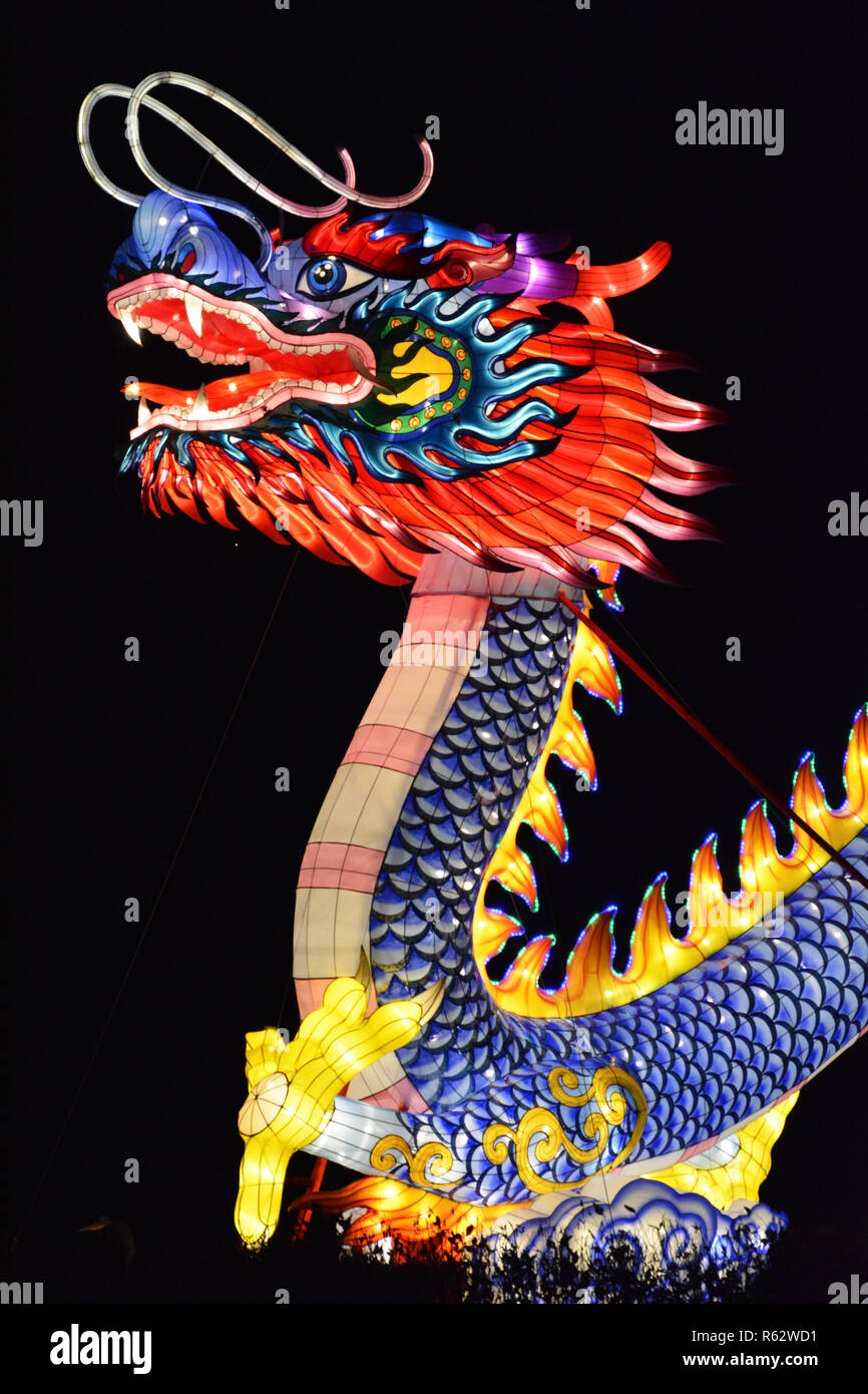 L'Assemblée Caroline du Chinese Lantern Festival tenu dans la ville de Cary, une banlieue de Raleigh. Banque D'Images L'Assemblée Caroline du Chinese Lantern Festival tenu dans la ville de Cary, une banlieue de Raleigh. Banque D'Images