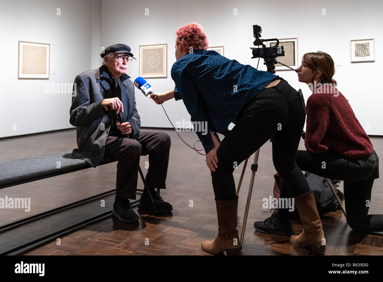 New York, USA. 19Th Mar 2018. L'artiste argentin Julio Le Parc est interviewd à son exposition 'Julio Le Parc 1959' pendant un essai à New York City's rencontré Breuer museum. Le Parc, première exposition personnelle à New York s'ouvre le 4 décembre 2018 et se poursuivra jusqu'au 24 février 2019. Photo par Enrique Shore Crédit : Enrique Shore/Alamy Live News Banque D'Images