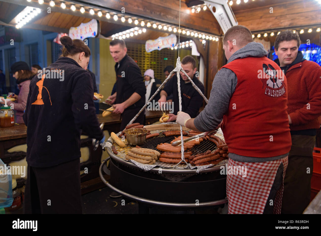 Blocage de la saucisse en 2018 Marché de Noël à Bruxelles, Belgique Banque D'Images