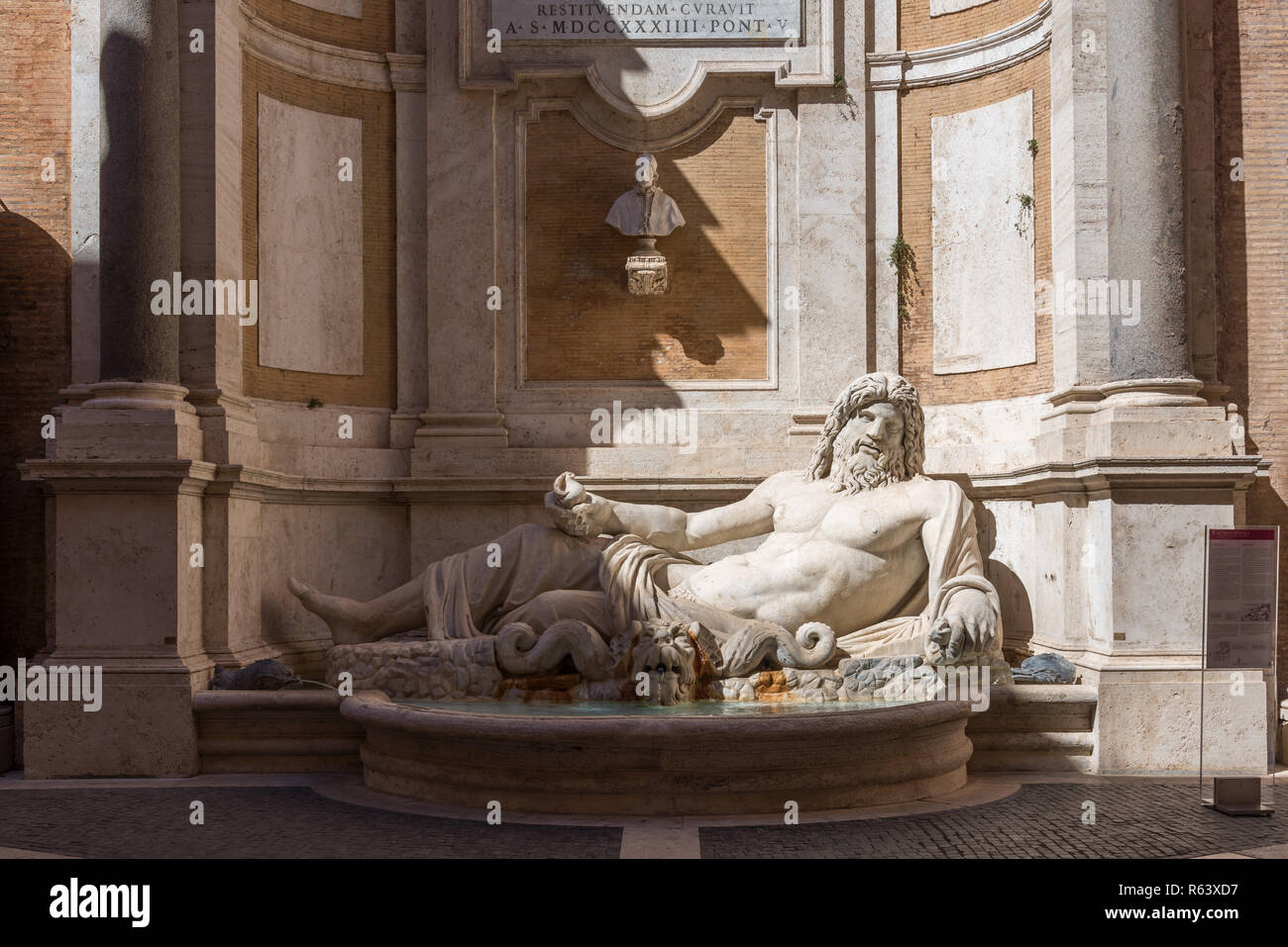 Marforio fontaine, Musées du Capitole, Rome, Italie Banque D'Images