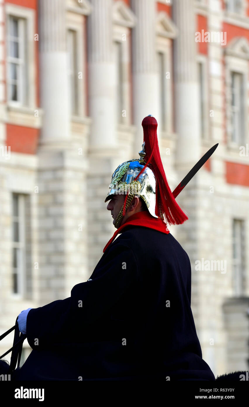 Household Cavalry - Blues et Royals - sur Horse Guards Parade, Londres, Angleterre, Royaume-Uni. Banque D'Images