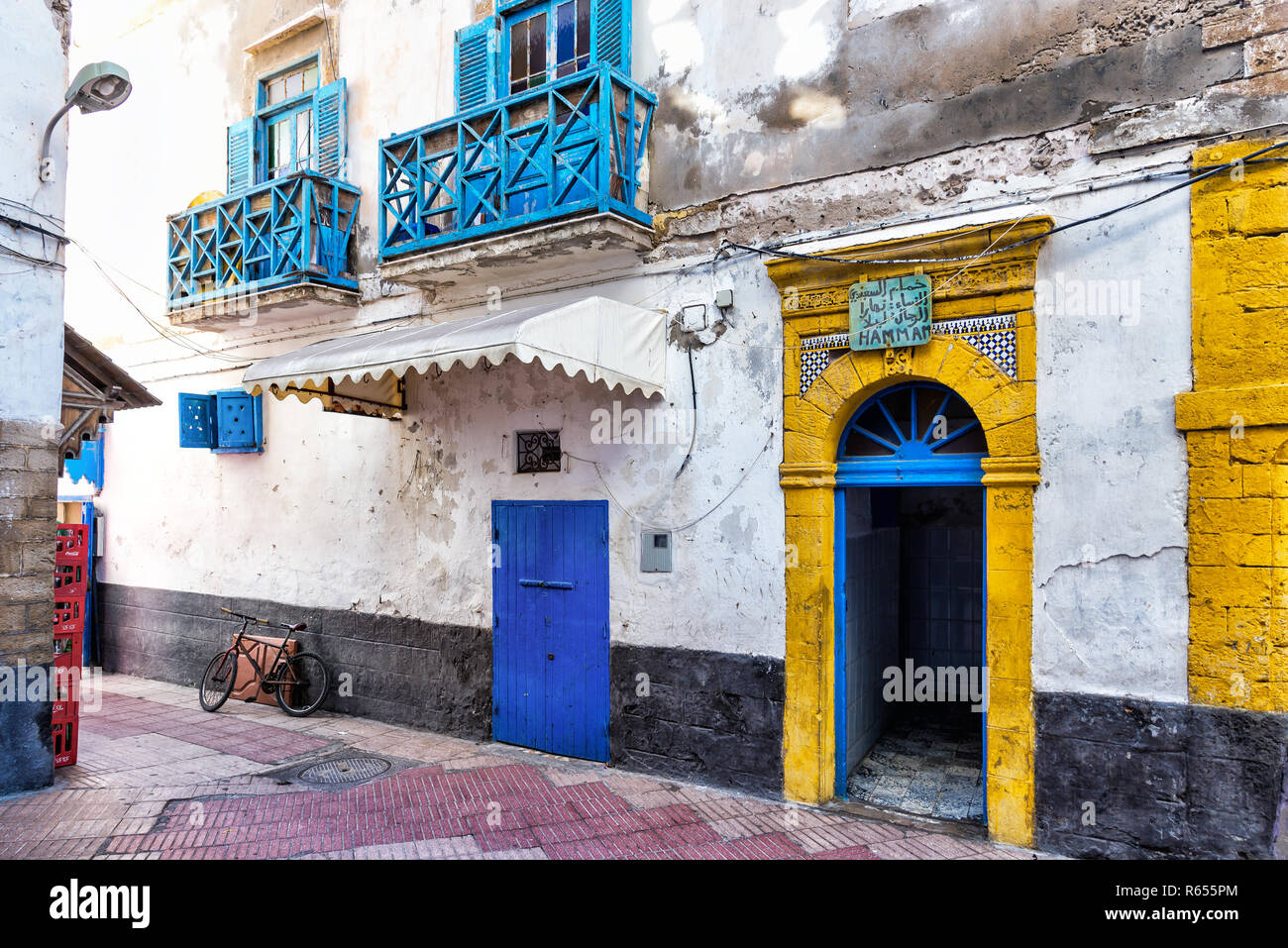 Essaouira, Maroc - 24 décembre 2017 : sur la Médina d'Essaouira, un exemple de la fin du xviiie siècle la ville fortifiée Banque D'Images