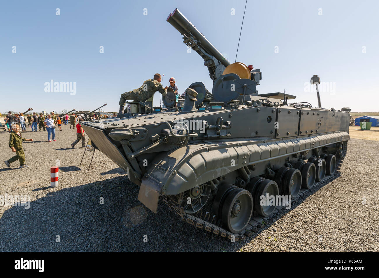 Forum technique militaire international-2018 de l'armée. Mobile anti-missiles system 9P157 (Khrizantema À-15 Springer) Banque D'Images