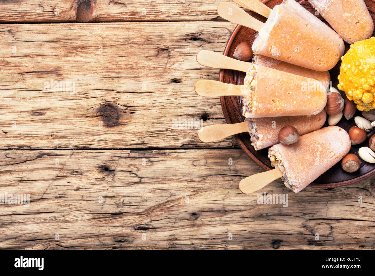 La crème glacée à la citrouille inhabituelle Banque D'Images