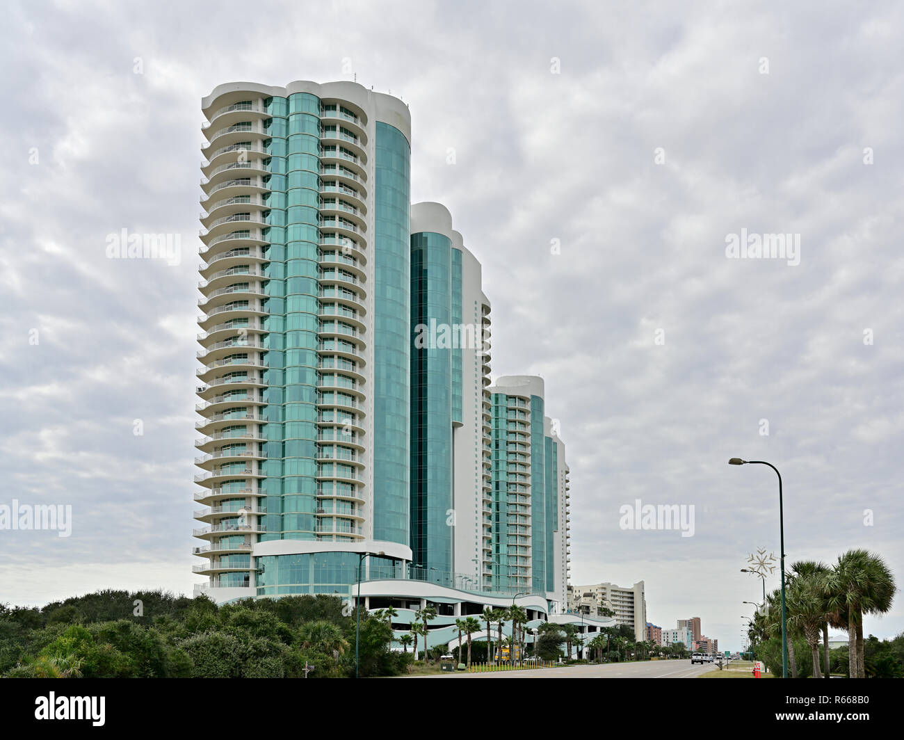 Place condo ou turquoise extérieur tours de condominiums à Orange Beach Florida, USA, près de Gulf Shores beach resort d'une région. Banque D'Images