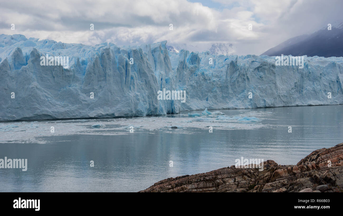 Vue Panoramique Sur Glaciar Perito Moreno El Calafate Argentine Photo Stock Alamy