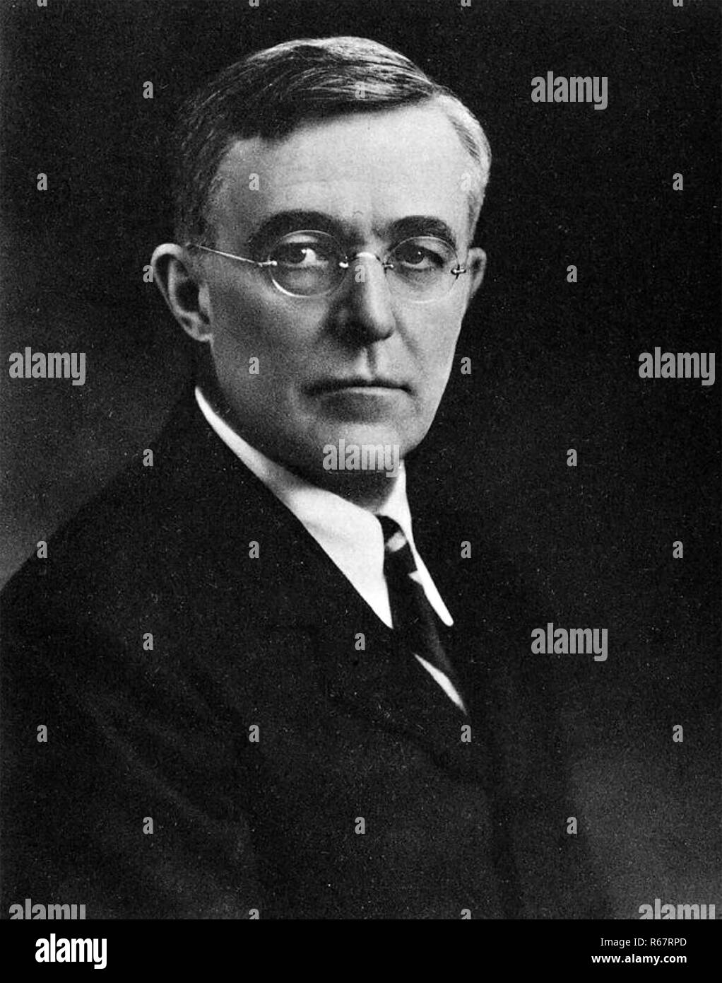 IRVING LANGMUIR (1881-1957) chimiste et physicien américain Banque D'Images