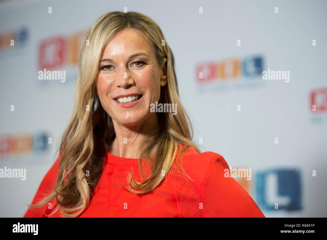 Birgit Von Bentzel Moderateur 23e Rtl Spendenmarathon Wir Helfen Kindern Plat 23 24 11 17 A L Utilisation Dans Le Monde Entier Photo Stock Alamy