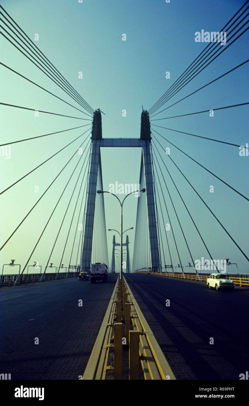Vidyasagar setu ou deuxième pont hooghly (nouveau pont), Calcutta, West Bengal, India Banque D'Images