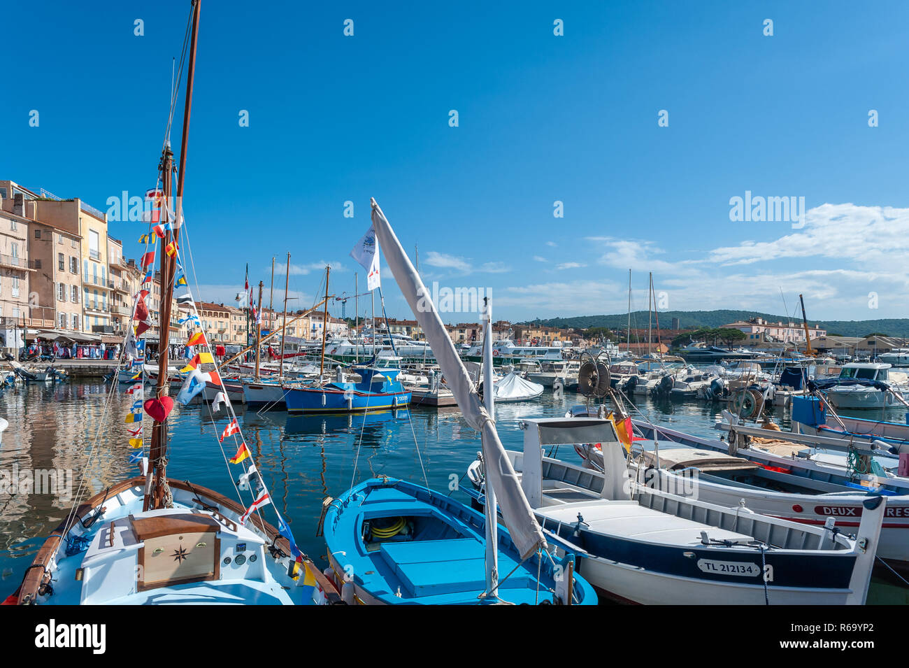 Bateaux de pêche dans le port, Saint-Tropez, Var, Provence-Alpes-Côte d'Azur, France, Europe Banque D'Images