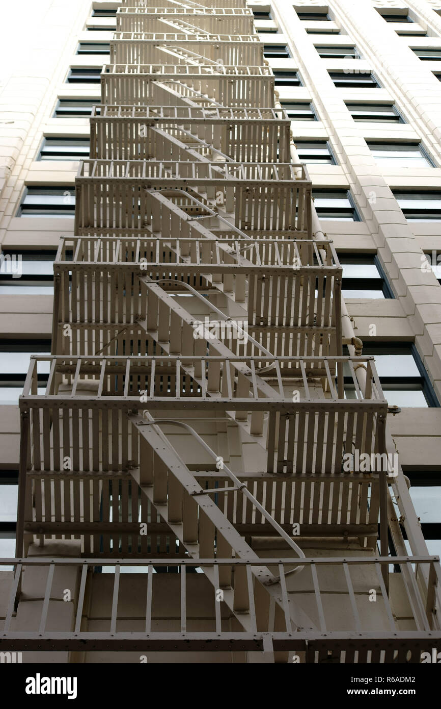 Escalier extérieur Low Angle View Banque D'Images