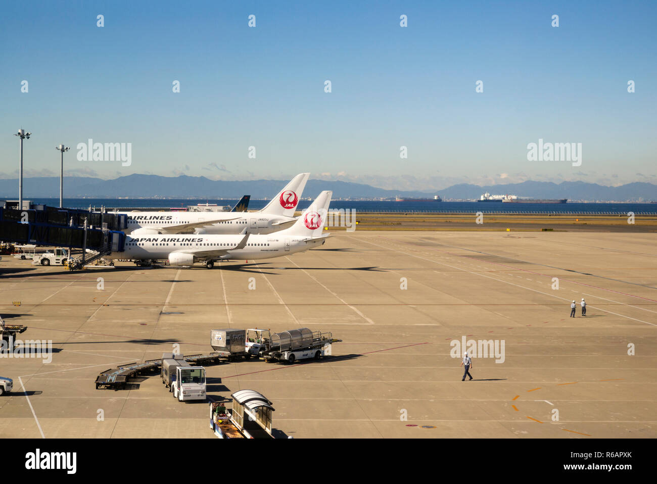 Des avions à l'aéroport international de Chubu Centrair, Nagoya, Japon, novembre 2018 Banque D'Images