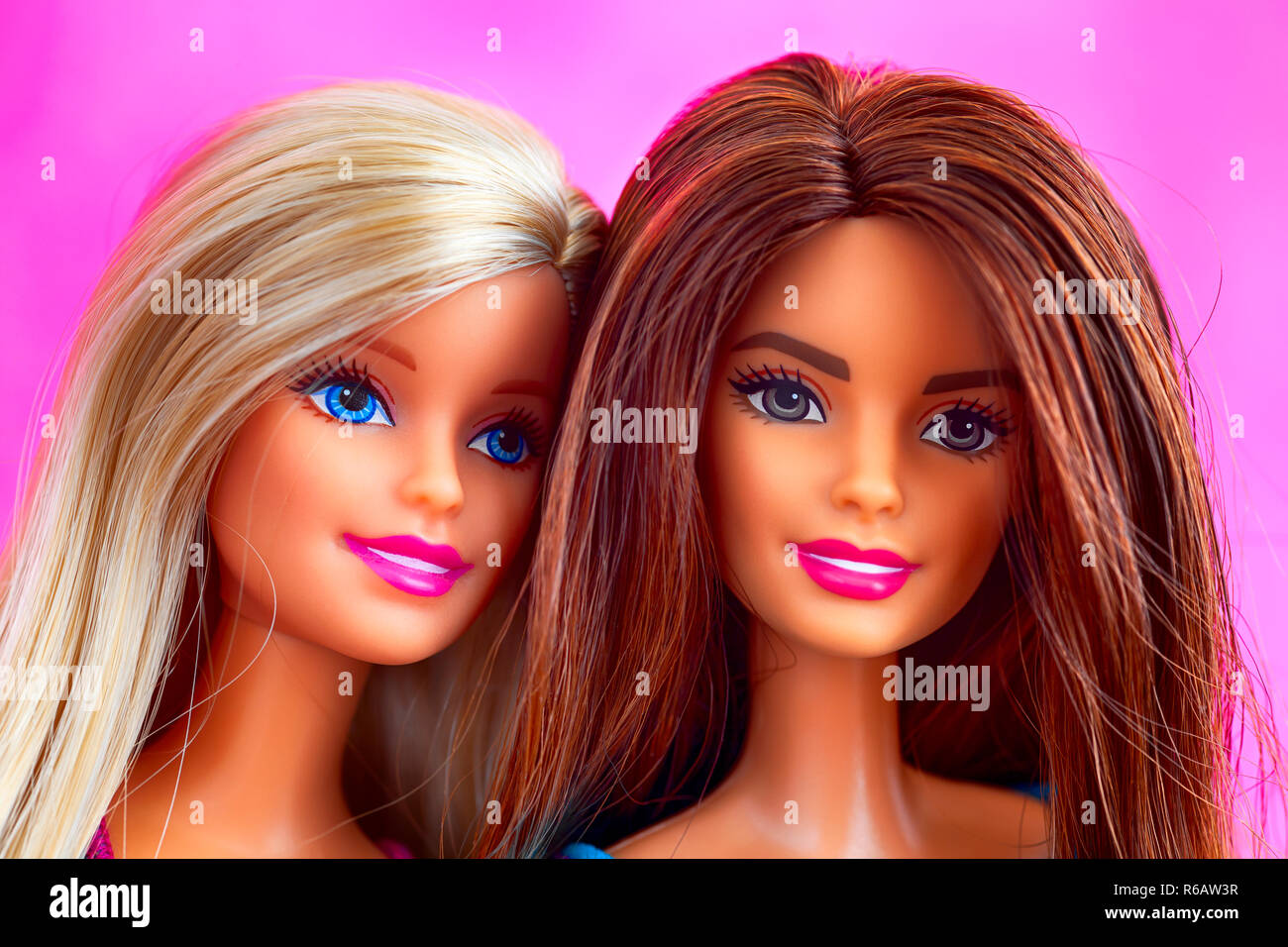 280+ Barbie Coiffure Photos, taleaux et images libre de droits