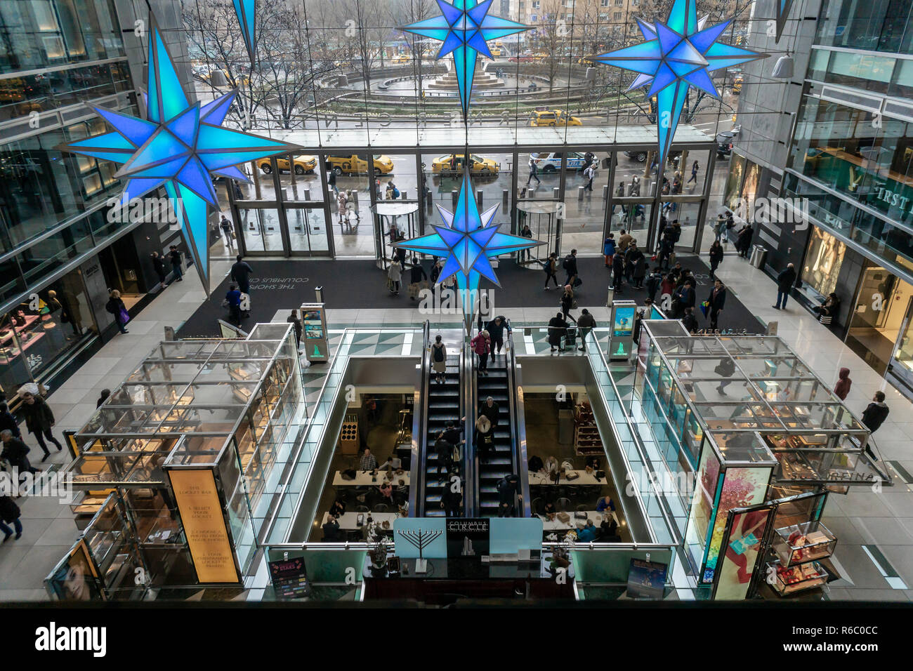 Décorations de Noël dans le Time Warner Center à New York le dimanche, Décembre 2, 2018. (Â© Richard B. Levine) Banque D'Images