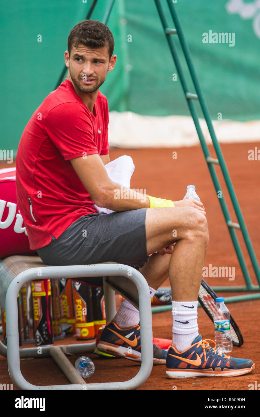 Grigor Dimitrov jouer au tennis à Istanbul en tournoi ATP250 Photo Stock -  Alamy