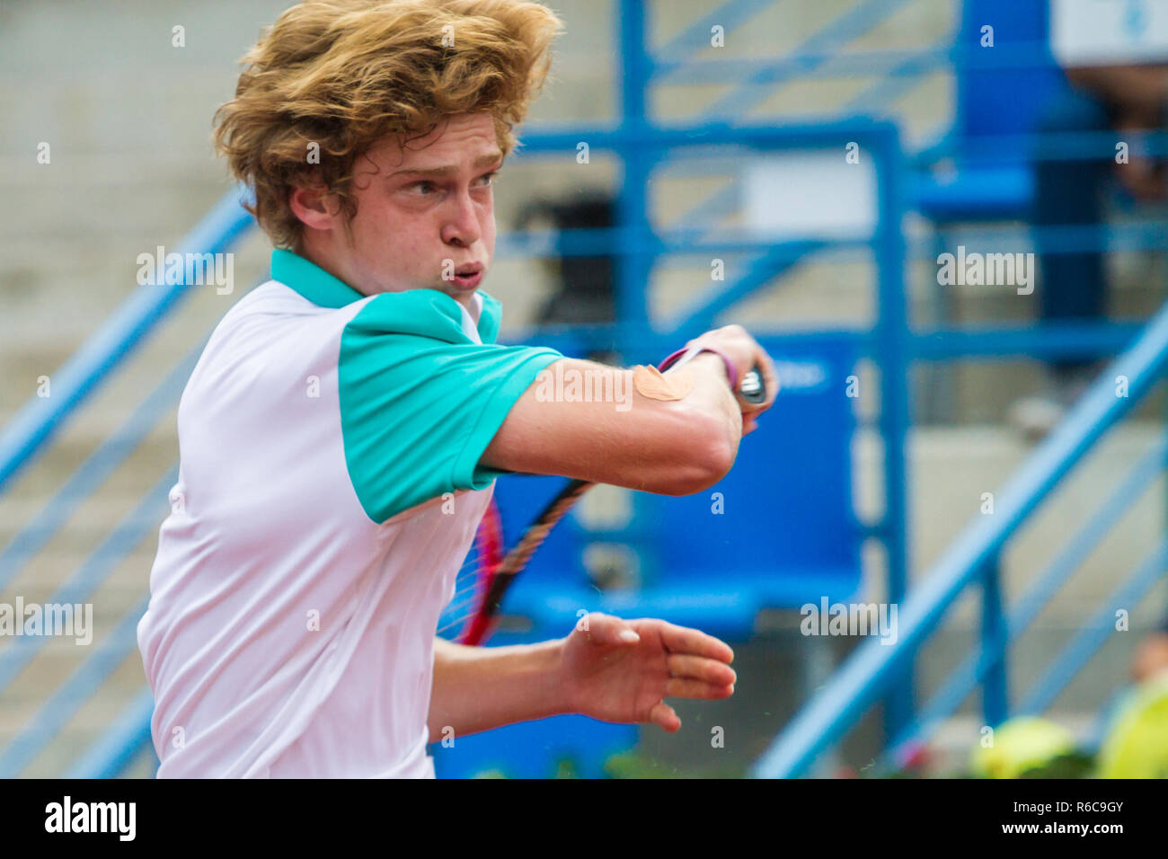 Andreï Roublev dans l'ATP250 Istanbul ouvrir 27 avril - 3 mai 2015 à la Garanti Koza Arena Banque D'Images