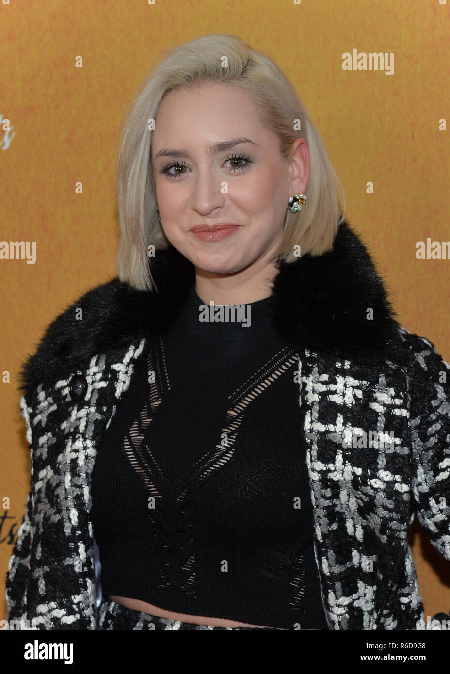 New York, USA. 9Th Jul 2018. Jazmin Grace Grimaldi assiste à la première de New York de Marie, Reine des Écossais, au Théâtre de Paris le 4 décembre 2018 à New York. Crédit : Erik Pendzich/Alamy Live News Banque D'Images