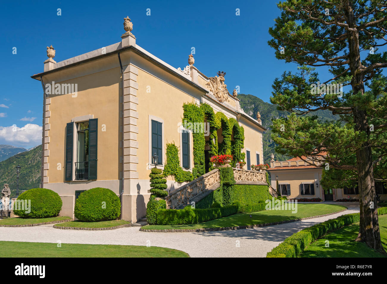 La Villa del Balbianello dans la Comune de Lenno donnant sur le lac de Côme situé sur la pointe de la petite péninsule boisée de Dosso Davedo sur le Western Banque D'Images