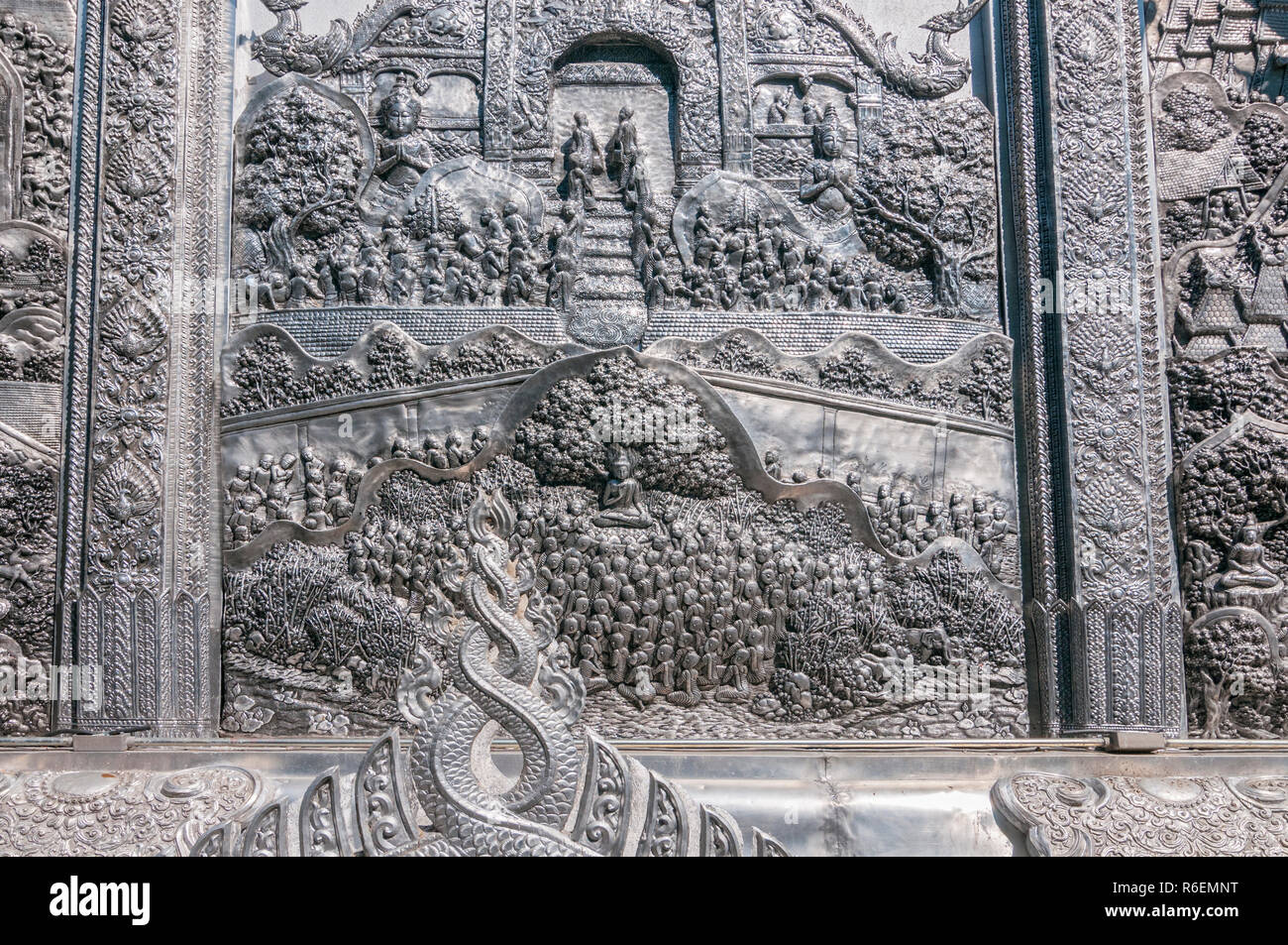 Metal Relief à Wat Sri Suphan (Temple d'argent), Chiang Mai, Thaïlande Banque D'Images
