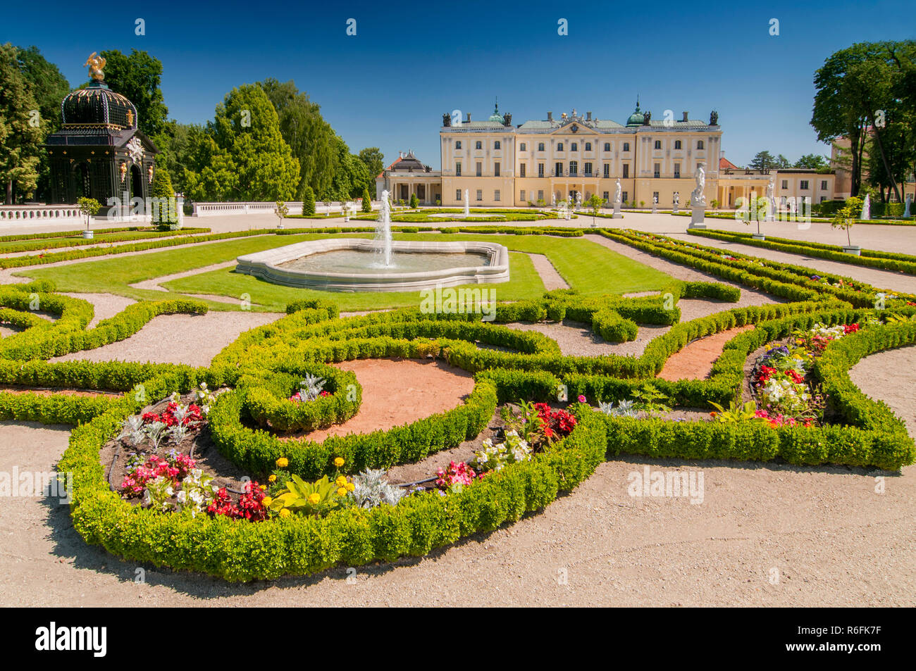 Jardins du Palais Branicki, le complexe historique est un endroit populaire pour les habitants de la ville de Bialystok, Pologne Banque D'Images