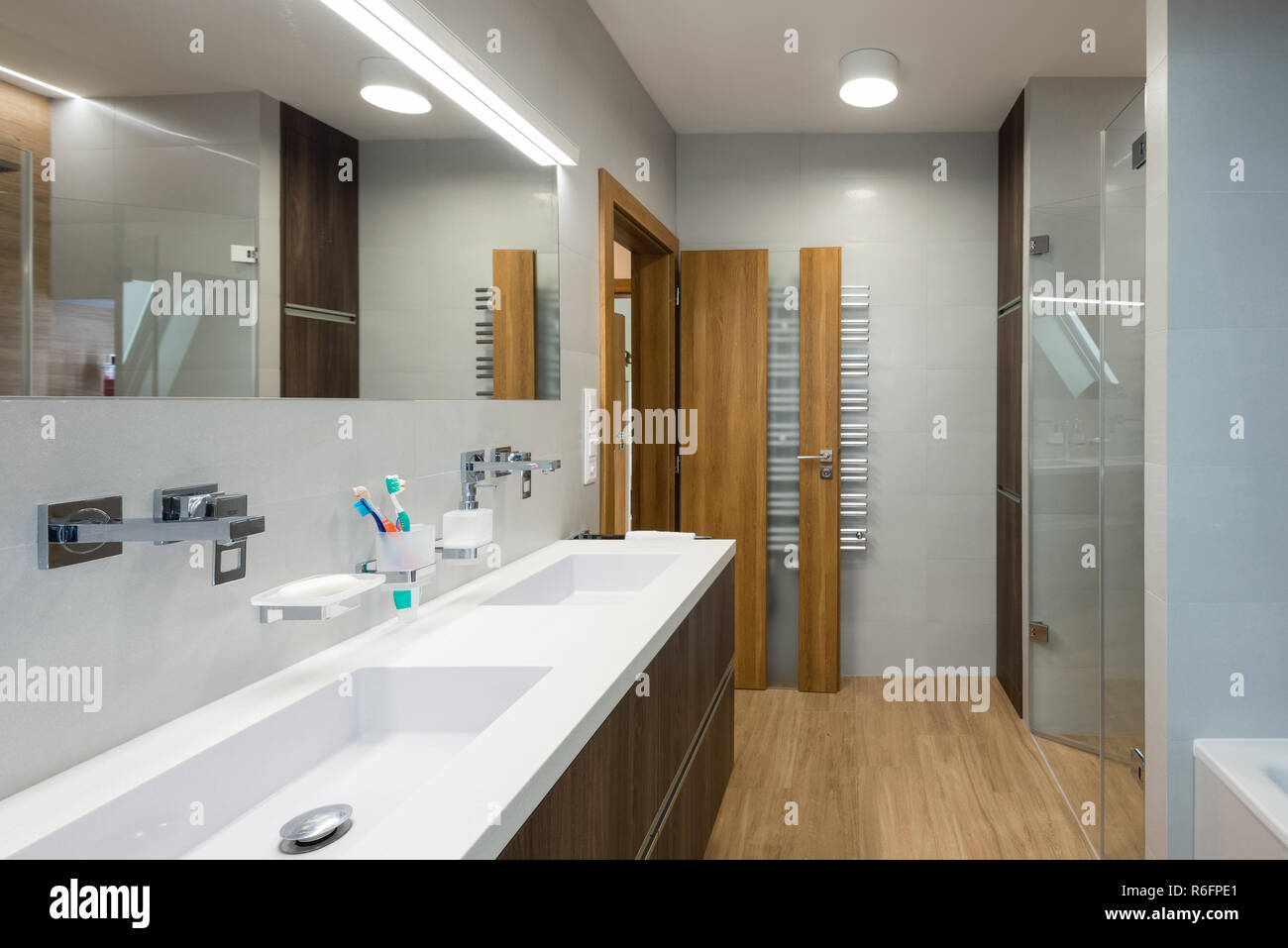 Salle de bains moderne intérieur Banque D'Images