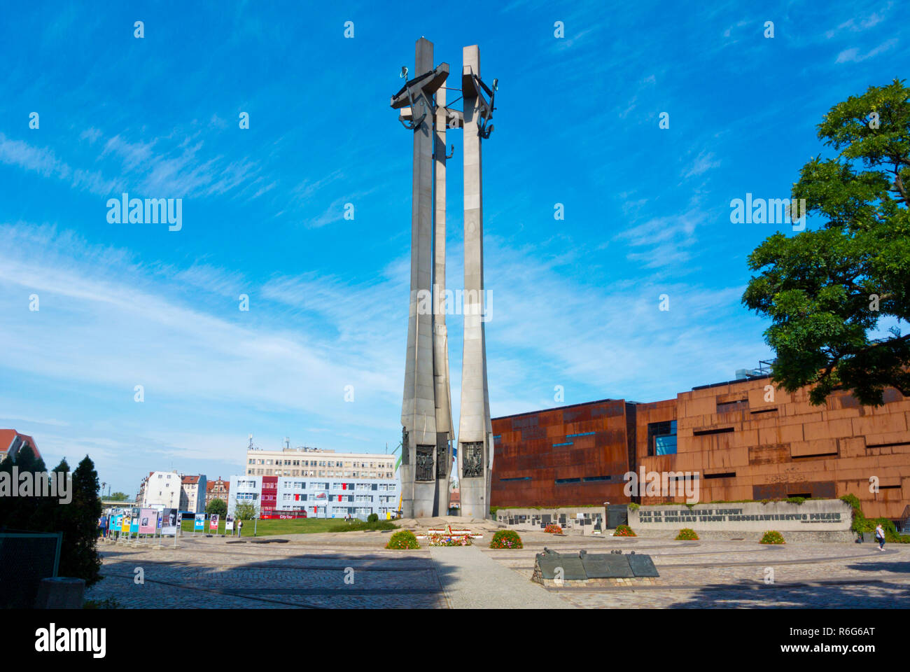 Pomnik Poleglych Stoczniowcow 1970, Monument aux morts de 1970, les travailleurs des chantiers navals de Plac Solidarnosci, Gdansk, Pologne Banque D'Images