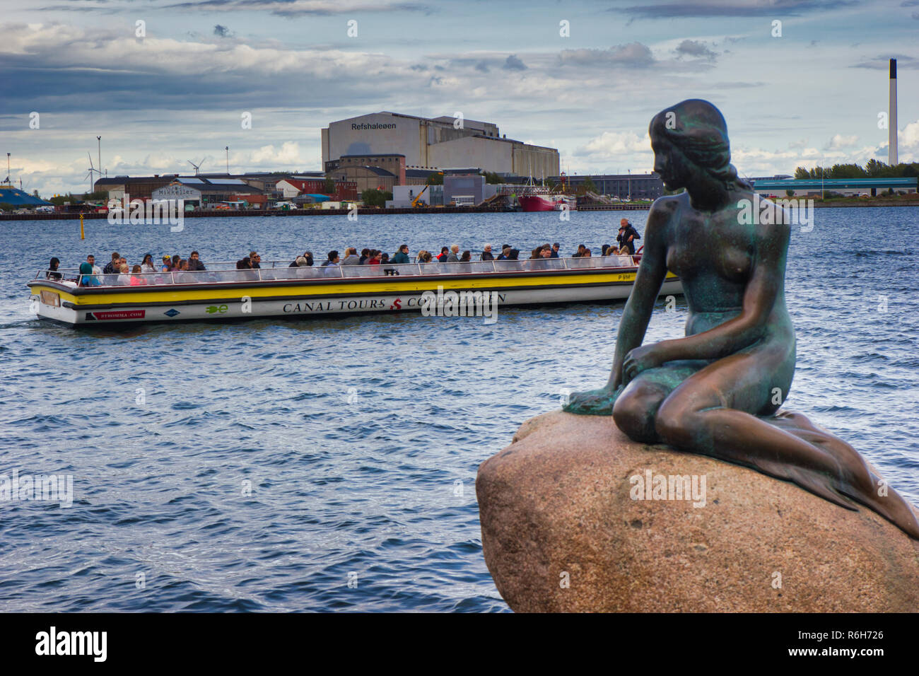 La statue en bronze de la Petite Sirène, Langelinie, promenade, Copenhague, Danemark, Scandinavie Banque D'Images