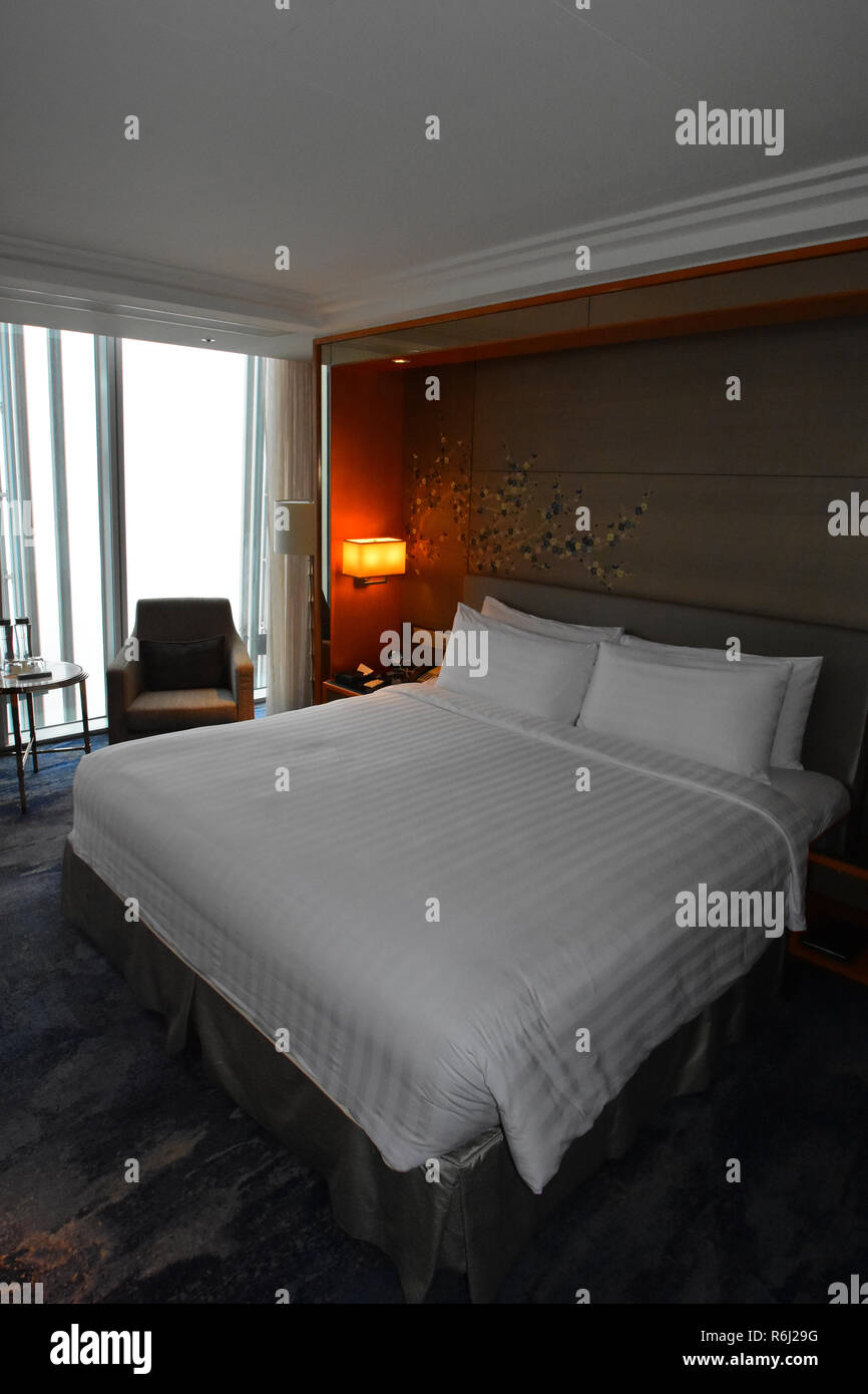 La vue depuis une chambre à l'hôtel à La Shangdi Le tesson - London UK Banque D'Images