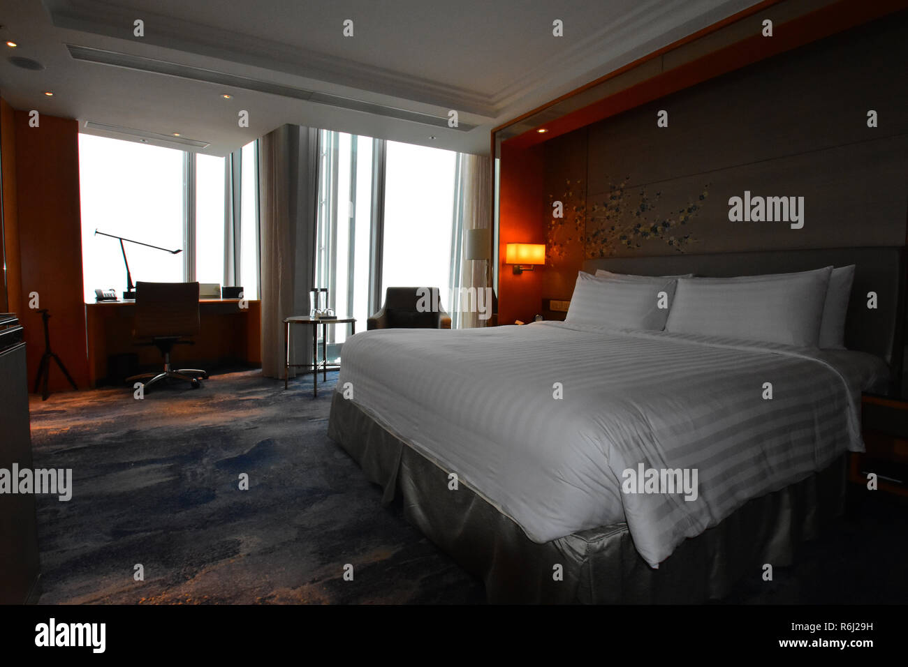 La vue depuis une chambre à l'hôtel à La Shangdi Le tesson - London UK Banque D'Images