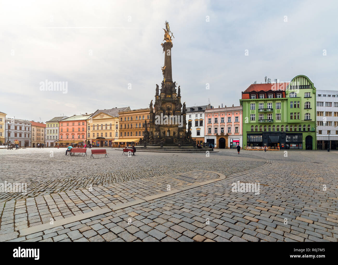 La colonne de la Sainte Trinité dans la place principale de la vieille ville d'Olomouc, République Tchèque Banque D'Images