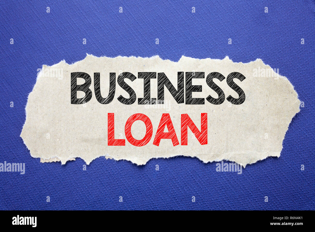 Texte d'annonce d'écriture montrant prêt à l'entreprise. Concept d'affaires pour les prêts de crédit Finance note écrite sur papier avec fond noir avec l'espace. Banque D'Images Texte d'annonce d'écriture montrant prêt à l'entreprise. Concept d'affaires pour les prêts de crédit Finance note écrite sur papier avec fond noir avec l'espace. Banque D'Images