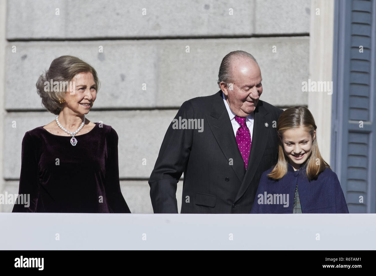 Madrid, Madrid, Espagne. 6e déc, 2018. L'ancien Roi Juan Carlos I d'Espagne, ex-Reine Sofia et la Princesse Leonor sont vus au cours de la 40e anniversaire de la Constitution espagnole à Congreso de los Diputados de Madrid. Legan Crédit : P. Mace/SOPA Images/ZUMA/Alamy Fil Live News Banque D'Images