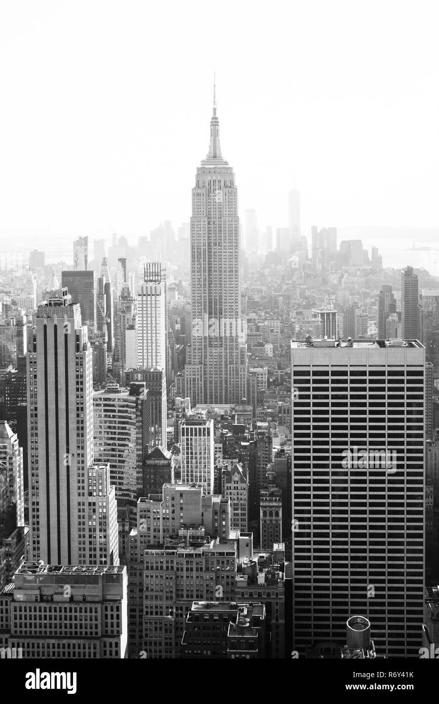 Vue sur l'Empire State Building et de Midtown Manhattan à New York City Banque D'Images