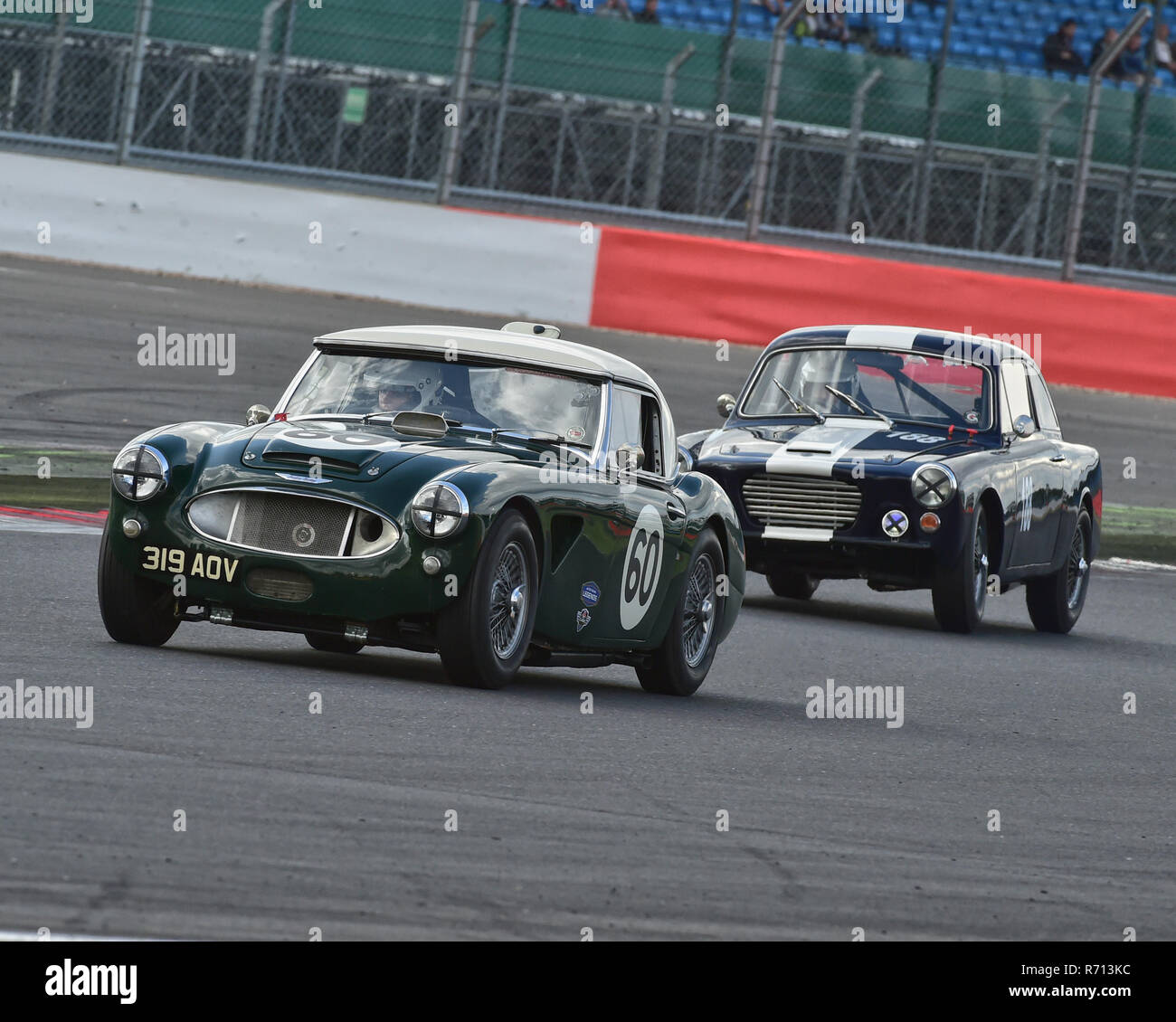 Katarina, Austin Healey 3000 Kyvalova 319, AOV, Bob Binfield, Gilbern GT 1800, Jet Trophée de la bataille d'Angleterre, Silverstone Classic 2015, Chris McEvoy, c Banque D'Images