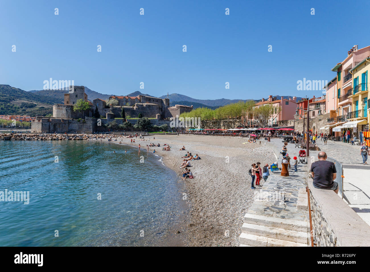 france-pyr-n-es-orientales-collioure-c-te-vermeille-plage-boramar