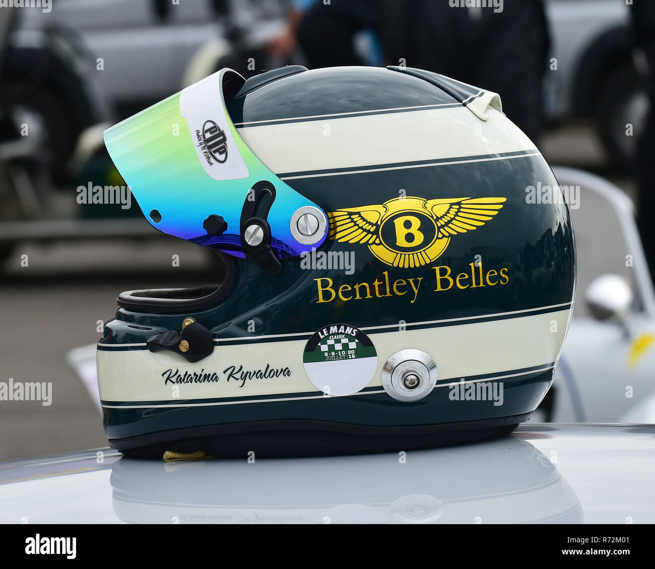 Katarina Kyvalova, Jaguar E-Type, RAC Tourist Trophy, véhicules historiques, de pré-63 GT, Silverstone Classic 2016, 60 voitures, Chris McEvoy, cjm-photographie, Cl Banque D'Images