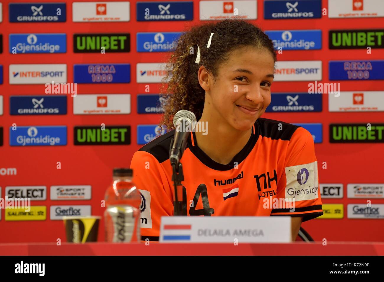 Montbeliard France 1 Decembre 2018 Championnats D Europe Handball Pays Bas V Croatie Ek Handbal In Frankrijk Voorronde Groep C Nederland Kroatie Delaila Amega 14 Ned Photo Stock Alamy