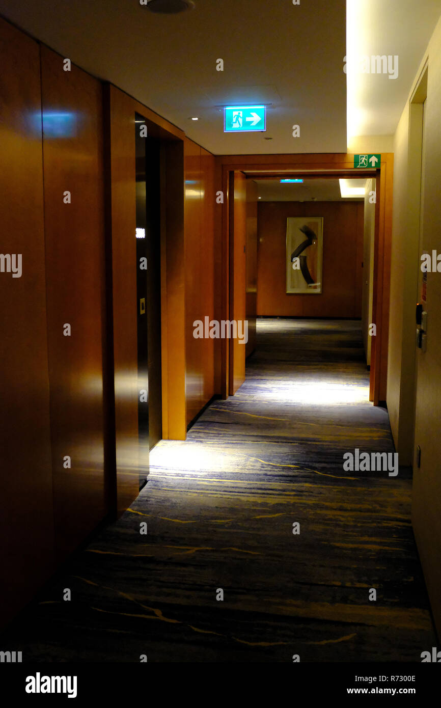 Dans les couloirs du Shangri La Hotel au Shard London UK Banque D'Images