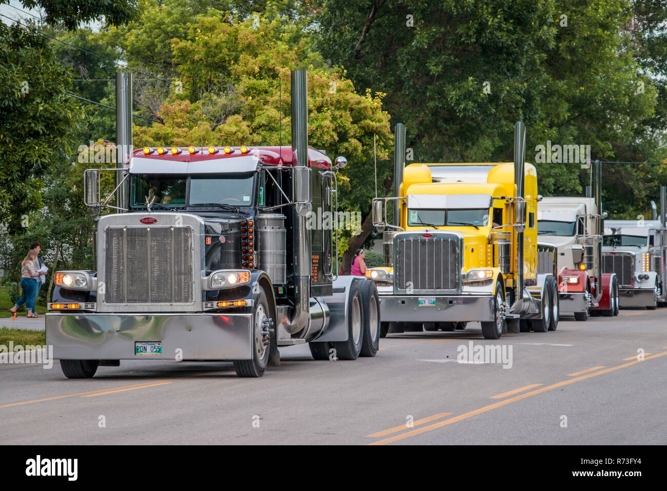 Big Rigs Grand Cœur 2018 rallye camion événement de collecte de fonds dans la région de Winkler, au Manitoba, Canada. Banque D'Images