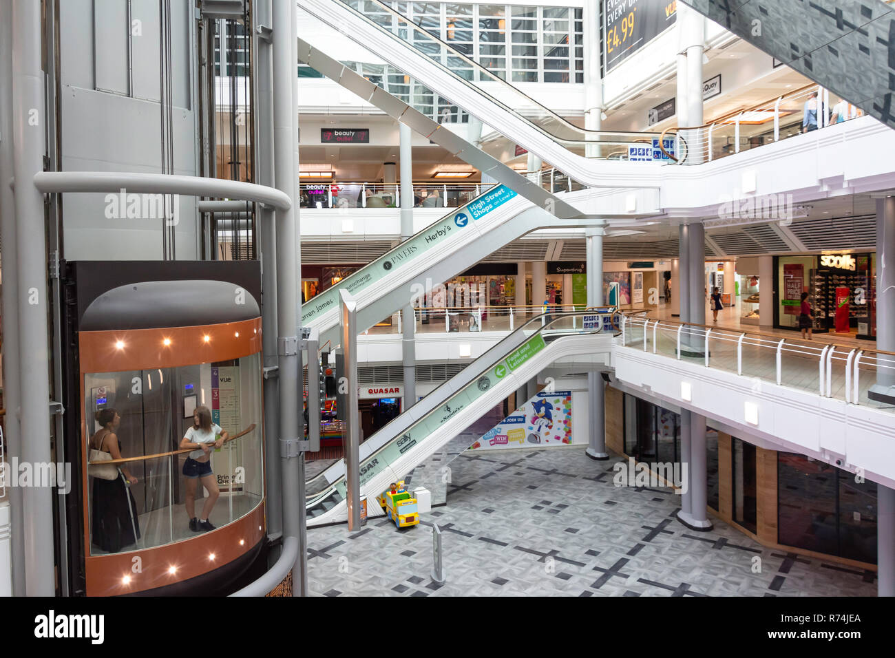 Princes Quay Shopping Centre atrium, Carr Lane, Kingston Upon Hull, East Riding of Yorkshire, Angleterre, Royaume-Uni Banque D'Images